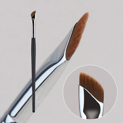 3Pcs New Sickle Eyeliner Brush Precision Eye Liner Brows Make Up Brush Liquid Eyeliner Brush Ultra Thin Fine Oblique Angle Flat Head Eyebrow Brush