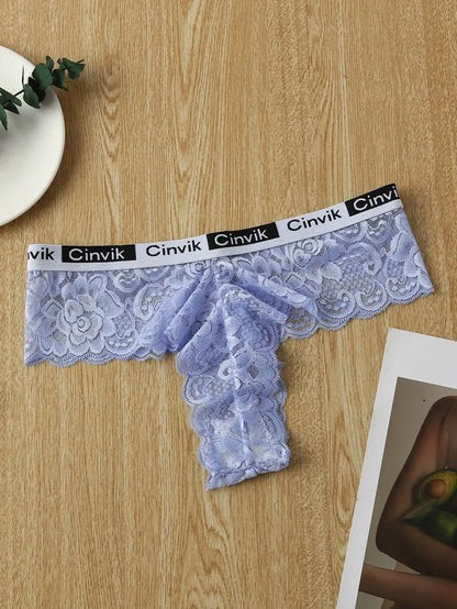 String sexy en dentelle avec ceinture et lettres pour femme – Sentez-vous sexy et confiante dans chaque tenue. 