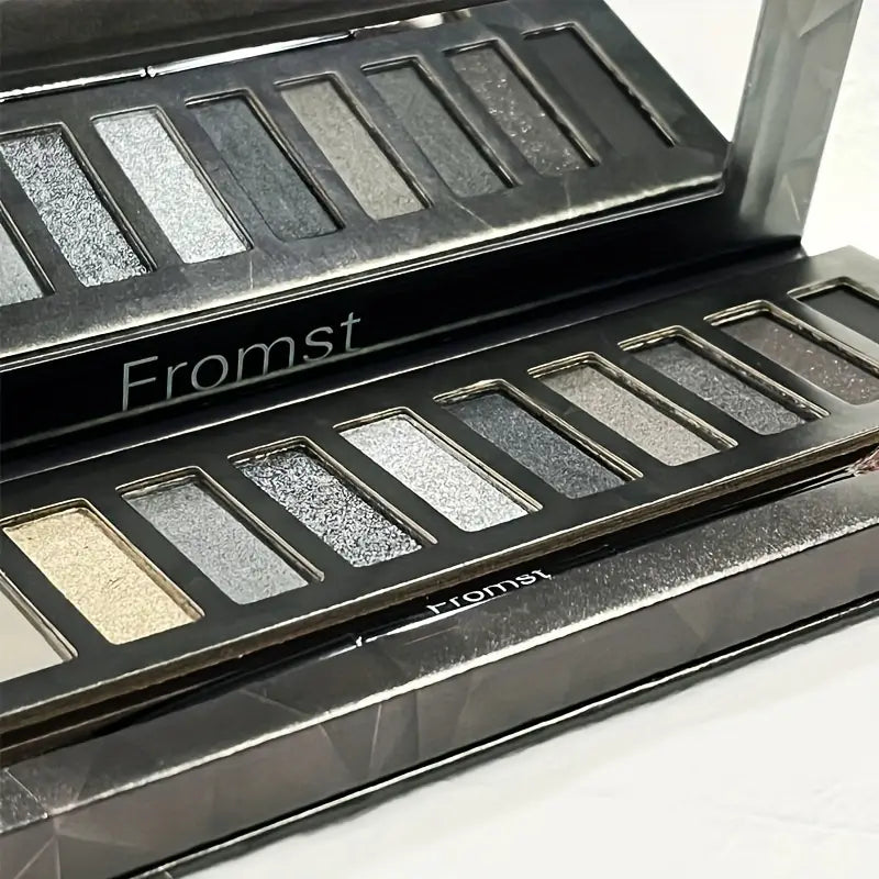 Edgy Goth Glam : Palette de fards à paupières 12 couleurs sans sulfate avec des tons noirs, marron et neutres fumés - De délicieux choix mats et chatoyants pour des looks inoubliables 