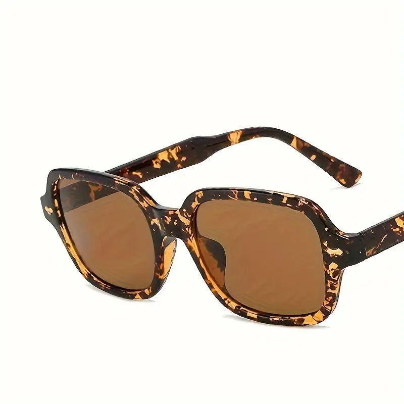 Square Fashion Sunglasses For Women Men Casual Retro Anti Glare Sun Shades For Party Beach Travel