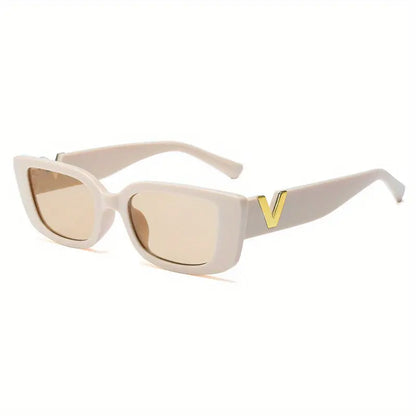 Women's V-Cut Fashion Sunglasses: UV Protection & Style For Your Summer Vacation!