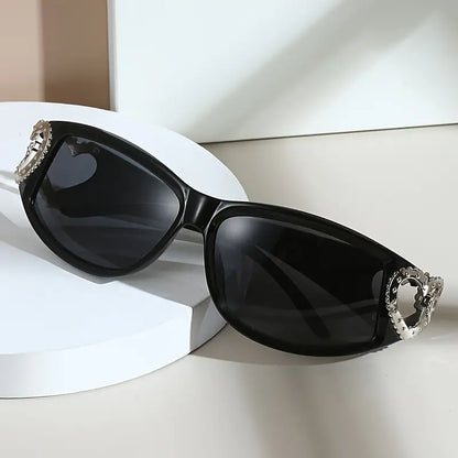 Y2K Heart Fashion Sunglasses For Women Wrap Around Gradient Fashion Sun Shades For Beach Pary Prom