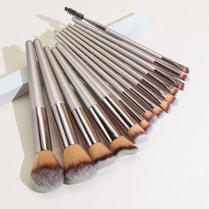 Luxurious 14Pcs Champagne Colored, Alcohol-Free Makeup Brush Set - Soft Nylon Bristles, Ideal for All Skin Types, Perfect for Smooth Application!