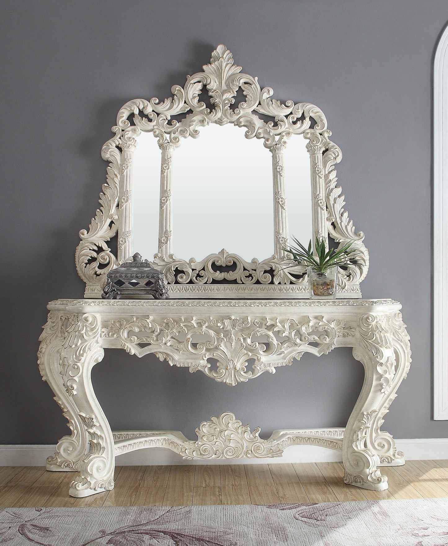 Console Table in Plantation Cove White