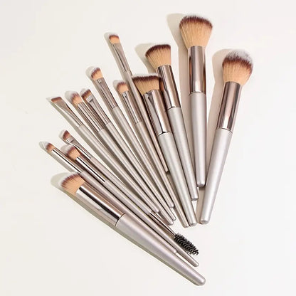 Luxurious 14Pcs Champagne Colored, Alcohol-Free Makeup Brush Set - Soft Nylon Bristles, Ideal for All Skin Types, Perfect for Smooth Application!