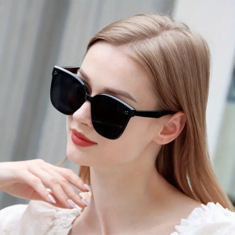 Square Fashion Sunglasses For Women Men Casual Anti Glare Sun Shades For Driving Beach Travel