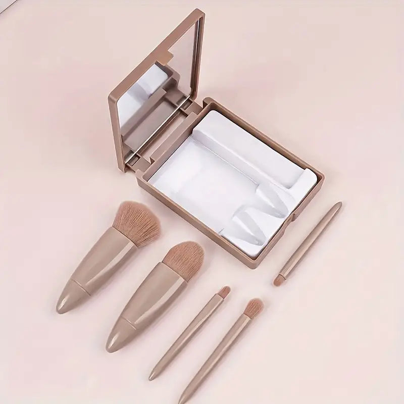 Ensemble de pinceaux de maquillage de taille voyage 5 pièces avec étui et miroir, petit kit de pinceaux cosmétiques à fonction complète, professionnel pour le mélange de fond de teint en poudre libre de fard à paupières, parfait pour les déplacements 