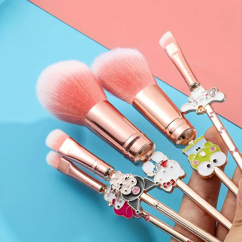 5pcs/Set Cartoon Hello Kitty Makeup Brush Kawaii Cinnamoroll Melody Kuromi Eye Shadow Highlighter Foundation Beauty Tools