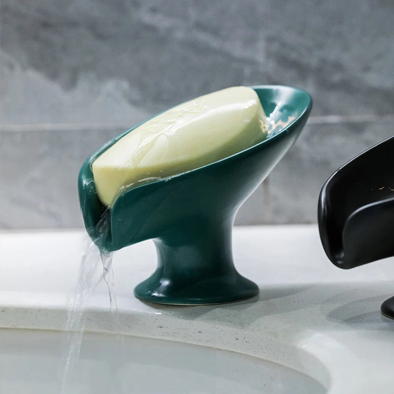 Leaf Shape Soap Tray Soap Box Non-slip Drain Soap Dish With Suction Cup Sponge Bar Soap Holder Bathroom Accessories