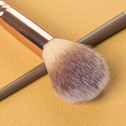 Double-Ended Foundation Makeup Brushes Perfect For Applying Liquid Powder And Concealer Multifunctional Face Contour Highlight Powder Brush