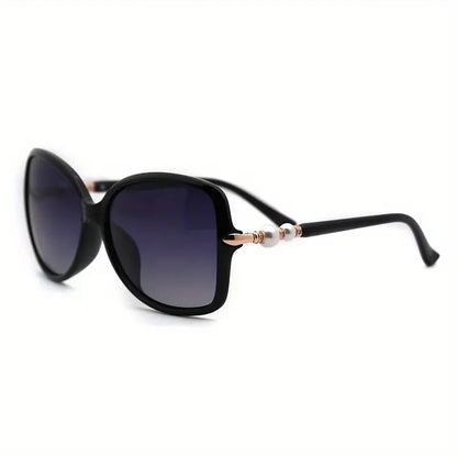 Stylish Retro Sunglasses with Pearl Decor and UV Protection for Women