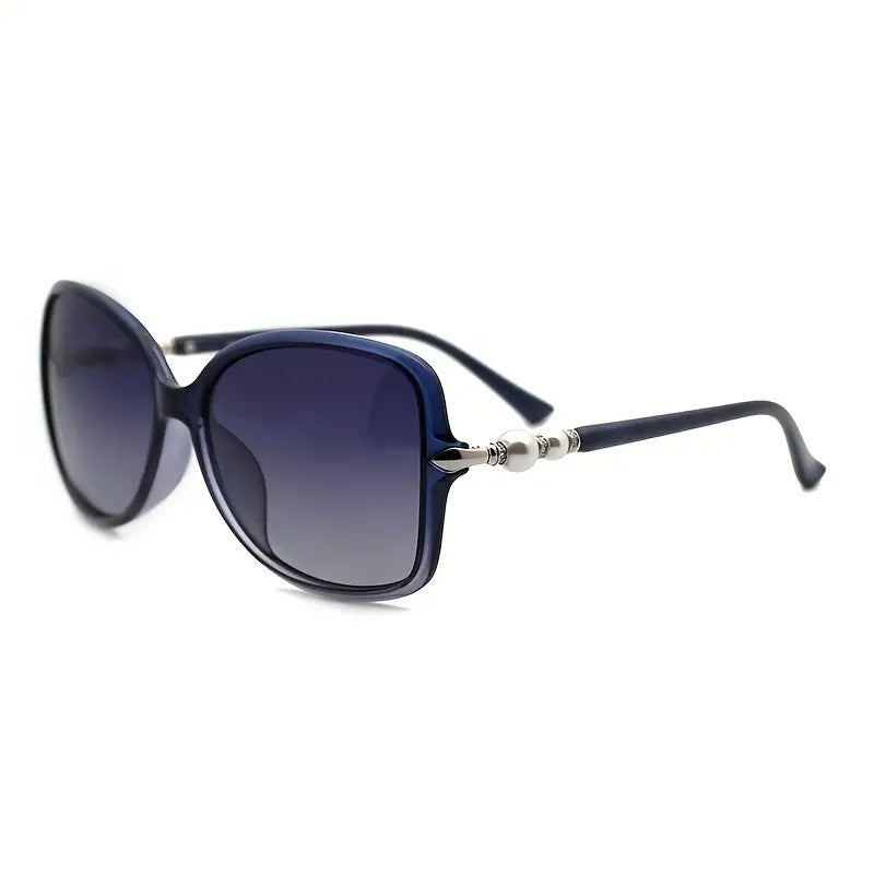 Stylish Retro Sunglasses with Pearl Decor and UV Protection for Women