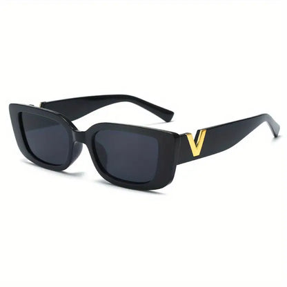 Women's V-Cut Fashion Sunglasses: UV Protection & Style For Your Summer Vacation!