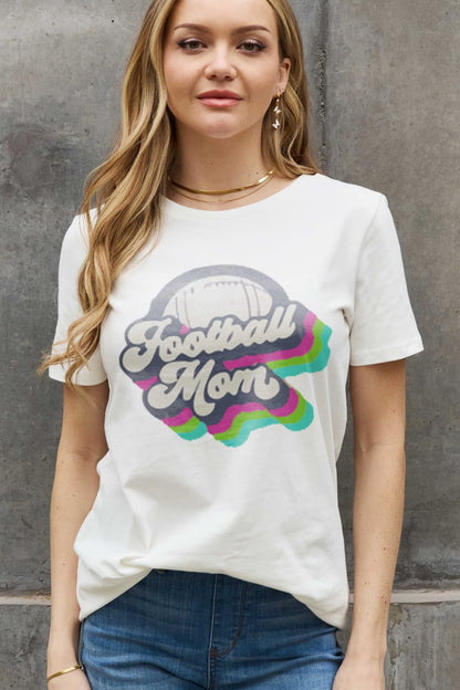 Simply Love T-shirt en coton graphique FOOTBALL MOM pleine taille