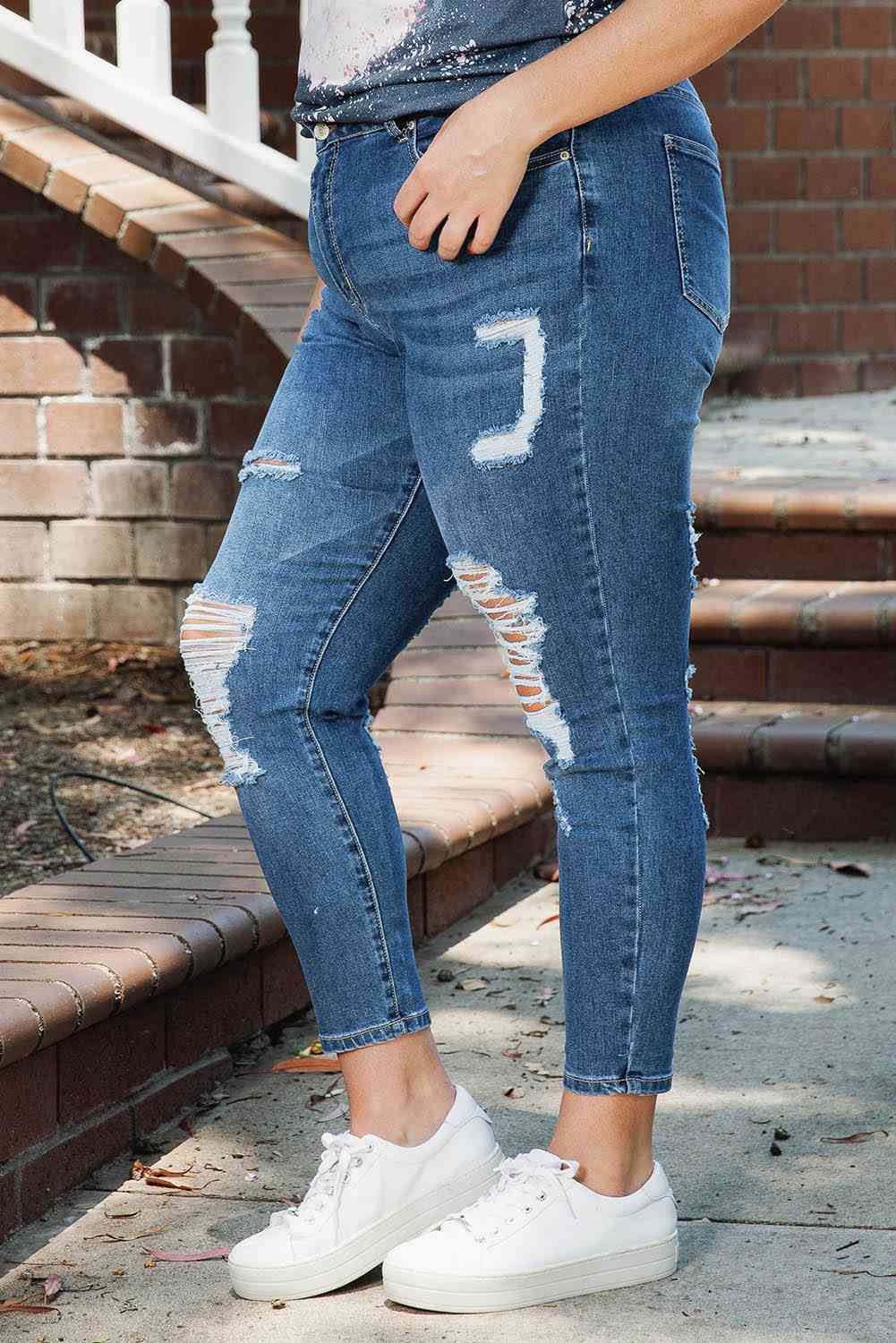 Jean skinny effet vieilli de grande taille