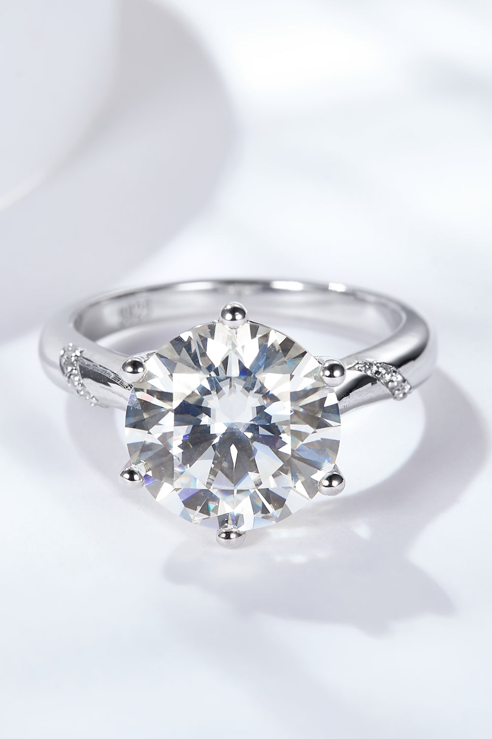 Bague solitaire moissanite 5 carats