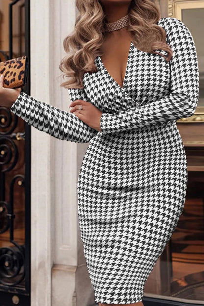 Plus Size Houndstooth Surplice Neck Long Sleeve Pencil Dress