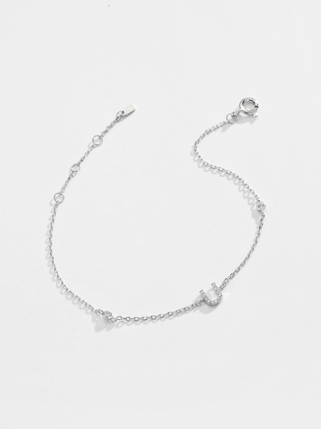 Bracelet en argent sterling 925 avec zircons Q To U