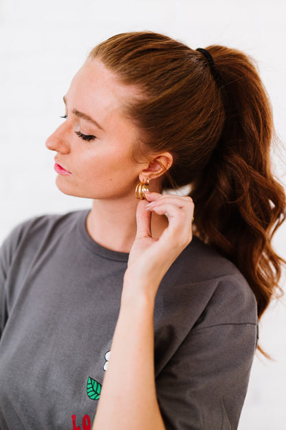 Trois valent mieux qu'un boucles d'oreilles créoles en C