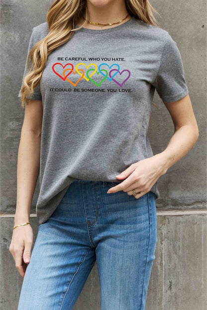 Camiseta de algodón con estampado de eslogan de corazón de tamaño completo de Simply Love