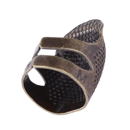 1pcs Retro Finger Protector Antique Thimble Ring Handworking Needle Thimble Needles Craft Household DIY Sewing Tools Acc