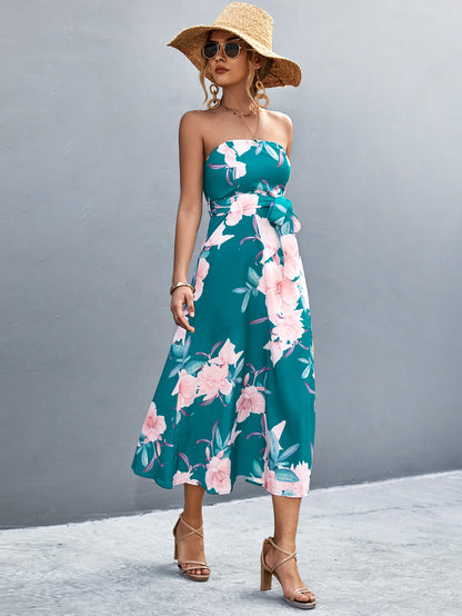 Robe mi-longue à imprimé floral et col droit à la taille