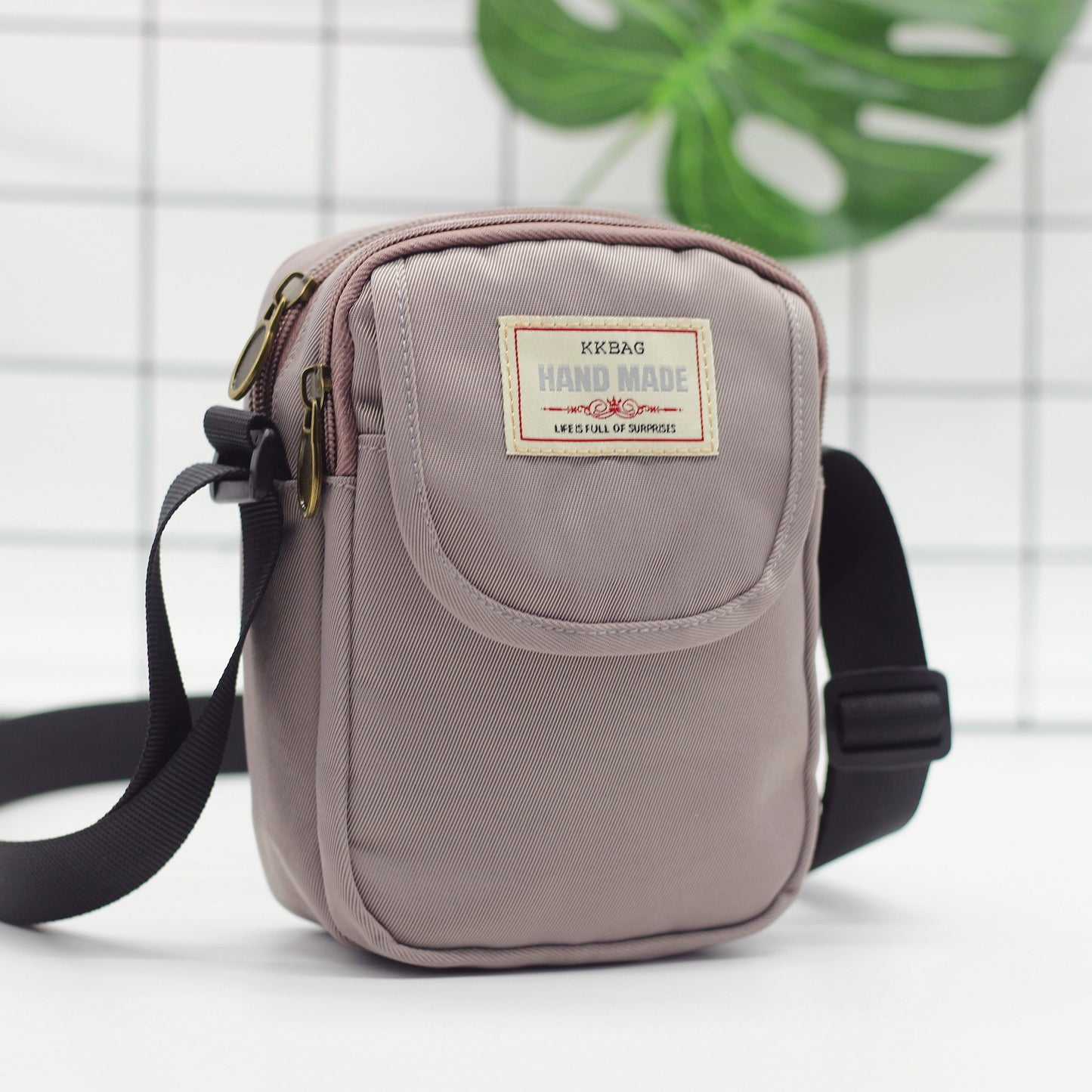 Women's Multifunctional Canvas Crossbody Phone Bag - Stylish and Versatile!