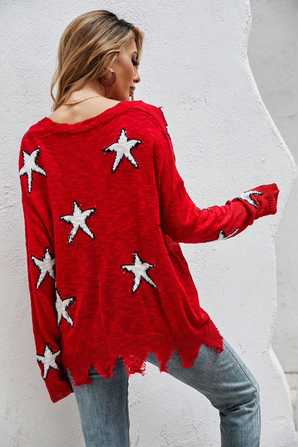 Star Pattern Distressed Sweater