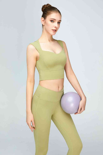 Sweat Absorbing Sleeveless Sports Bra