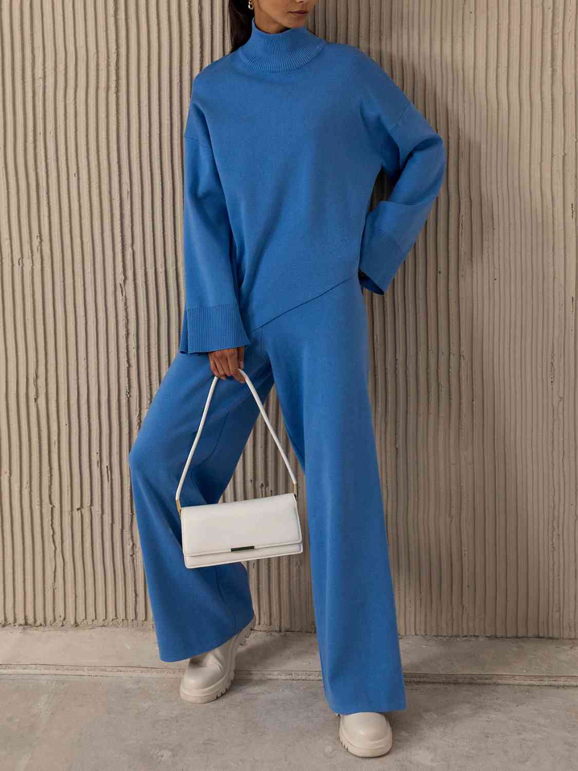 Ensemble haut et pantalon en tricot à ourlet asymétrique