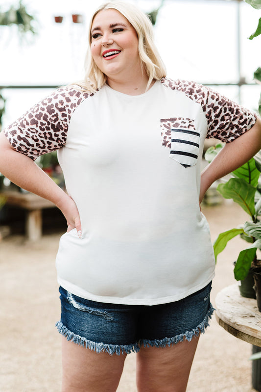 T-shirt Contrasté à Imprimés Mixtes de Grande Taille