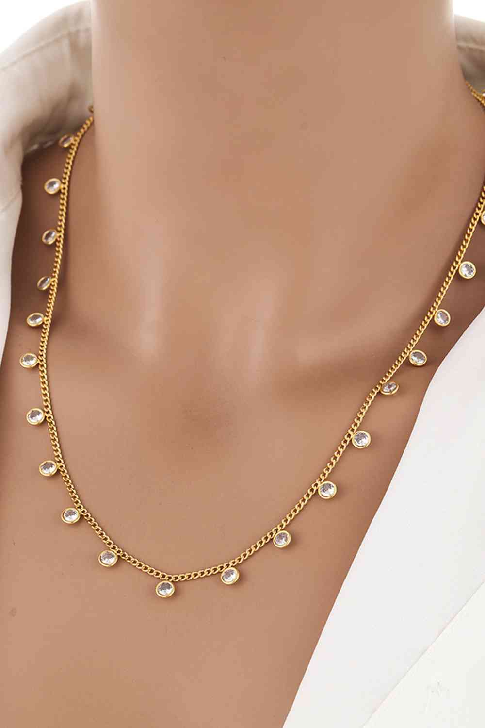 Collier en cuivre à décor de Zircon