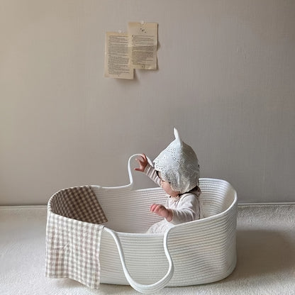 Le compagnon idéal : le berceau portable pour bébé – panier de couchage pliable pour sortir ! 