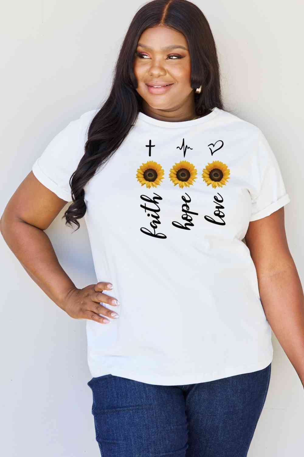 Simply Love T-shirt graphique tournesol pleine taille