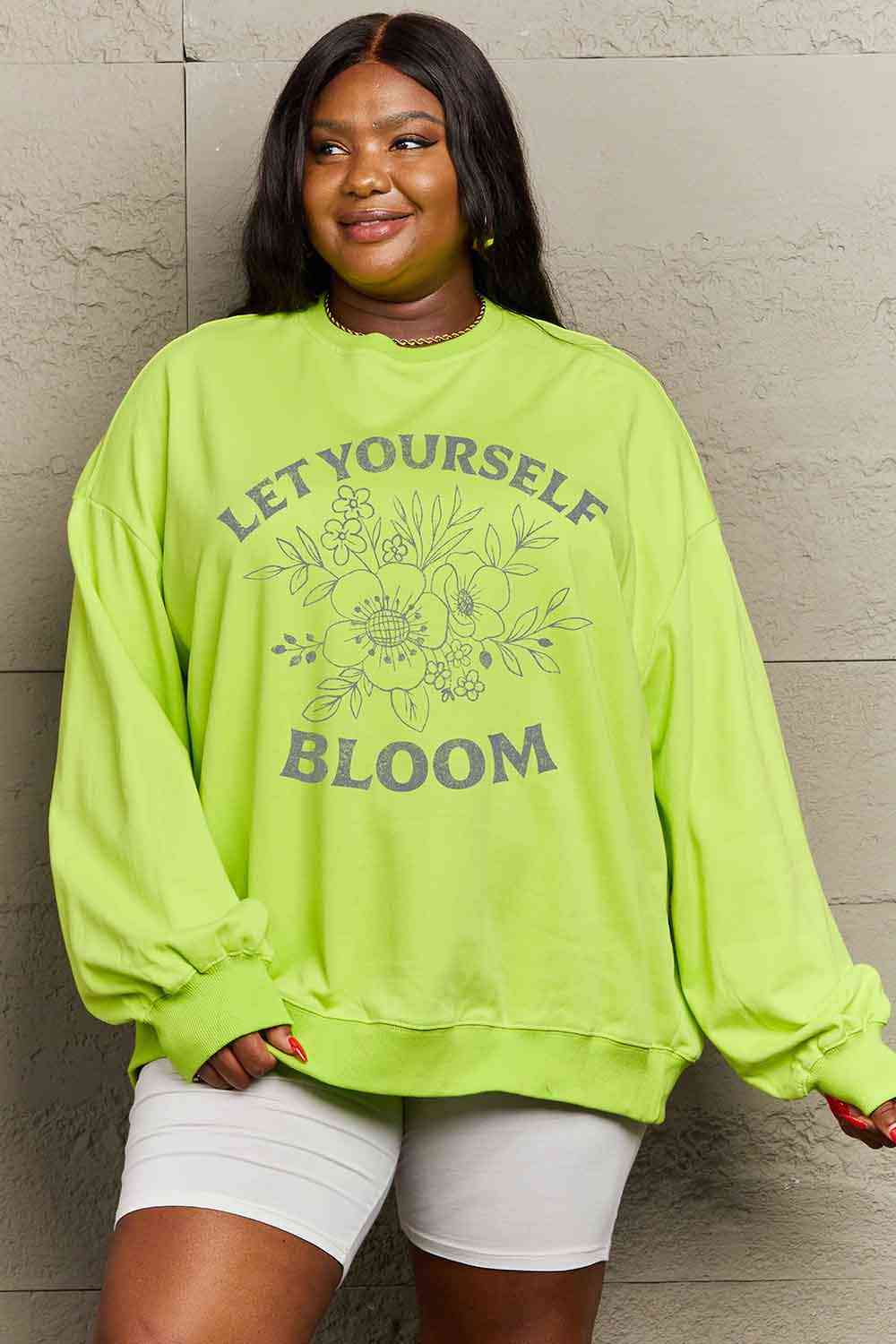 Simply Love Simply Love Taille réelle LAISSEZ-VOUS BLOOM Sweat-shirt graphique