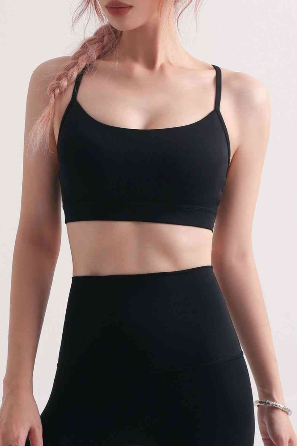 Cutout Racerback Scoop Neck Sports Bra