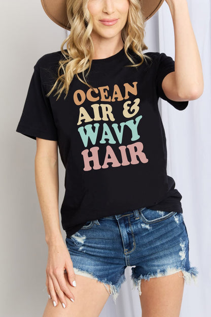 Camiseta de algodón con gráfico OCEAN AIR &amp; WAVY HAIR de talla grande de Simply Love