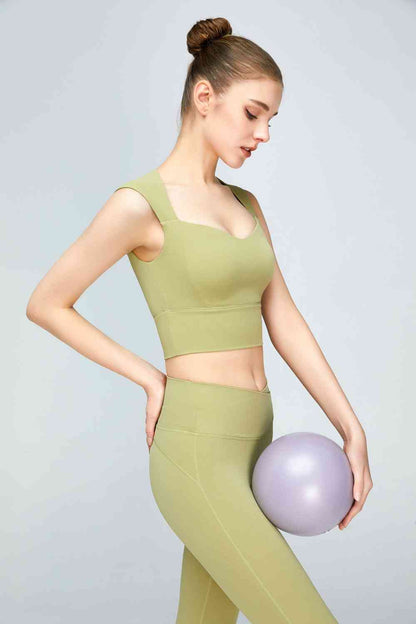 Sweat Absorbing Sleeveless Sports Bra