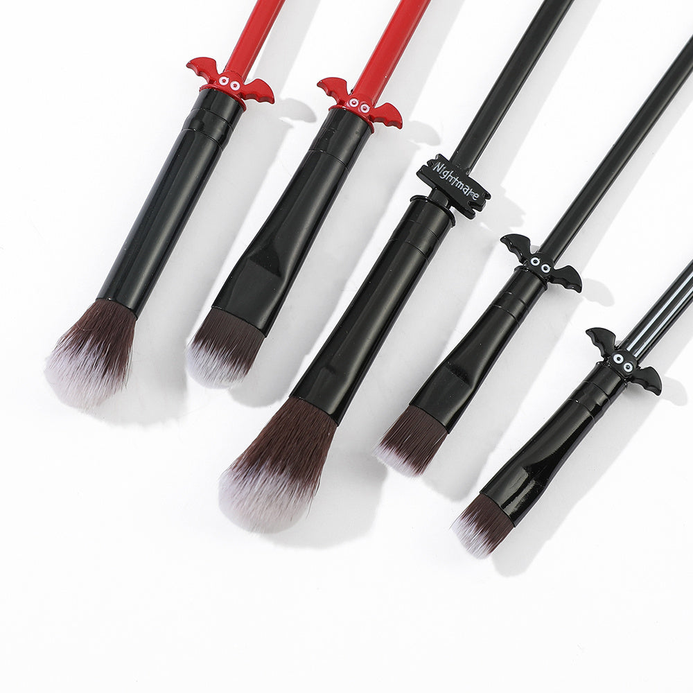 5pcs Cute Christmas Makeup Brush Set with Pouch - Perfect for Holiday Gifting and Personal Use