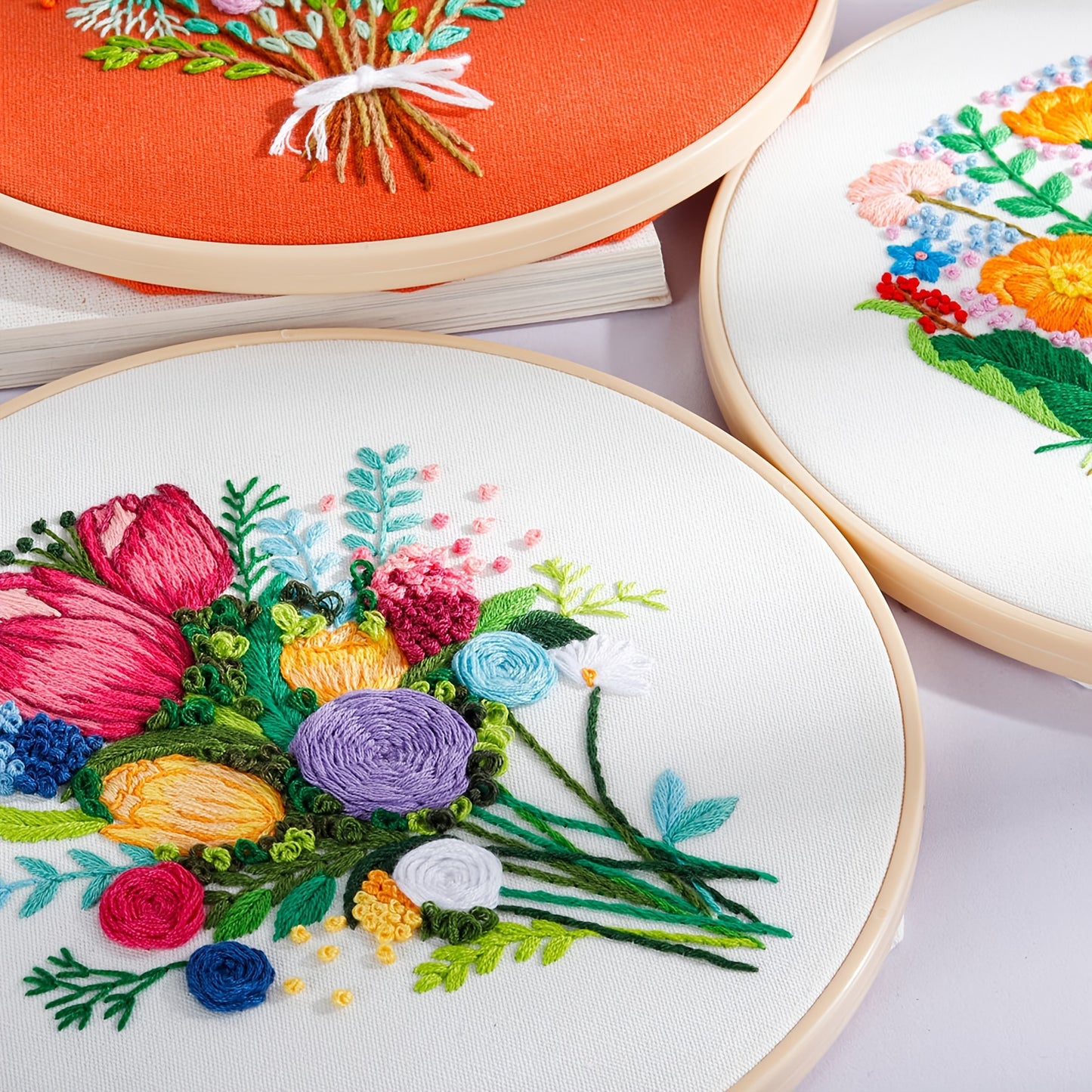 3pcs/set Embroidery Kit, Flower Bouquet Pattern, Including 1 Embroidery Hoop 7.9 Inch, DIY Knitting & Crochet Gift