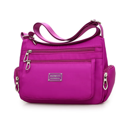 Women's Large Capacity Waterproof Shoulder Bag - The Perfect Accessory for Any Outfit!