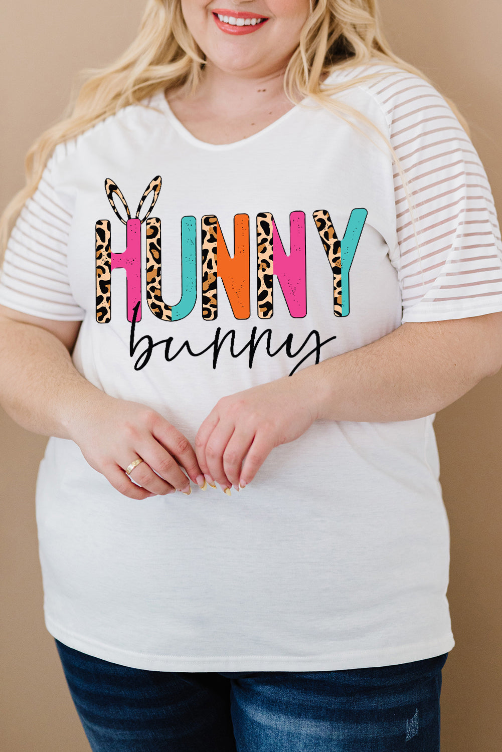 Camiseta a rayas con gráfico HUNNY BUNNY de talla grande