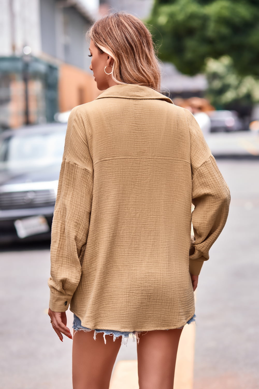 Chemise longue texturée à épaules tombantes