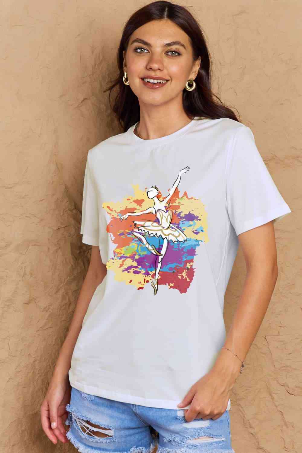 Simply Love T-shirt en coton avec image de danseuse de ballet pleine taille