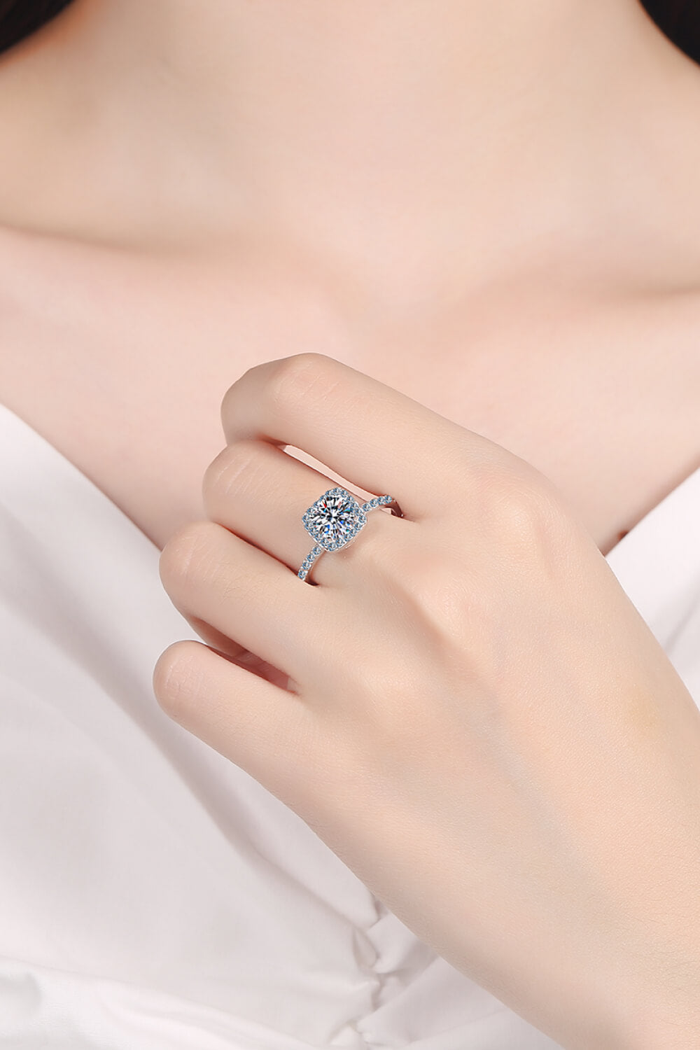 Bague Moissanite Carrée