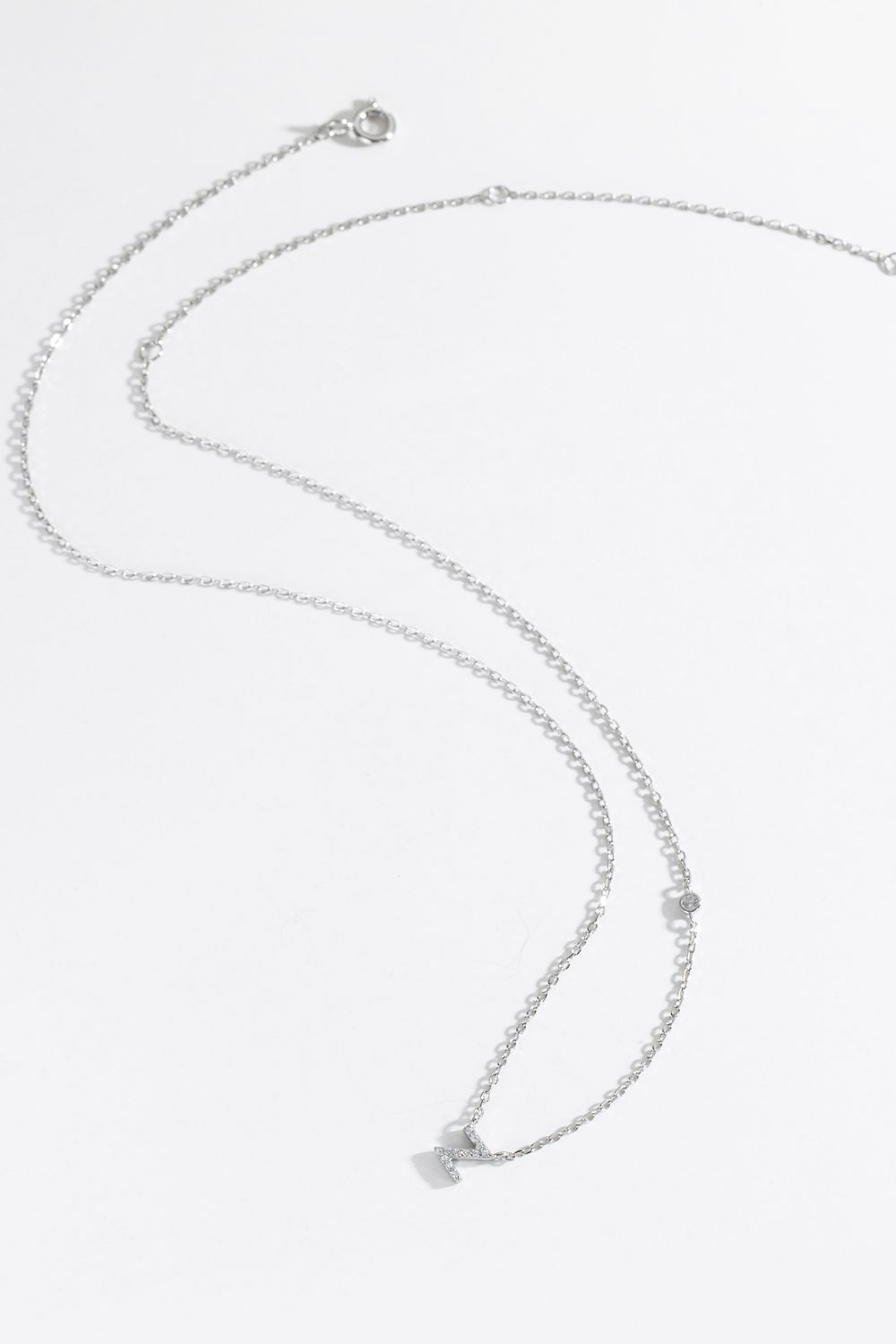 Collier en argent sterling 925 avec zircon V à Z