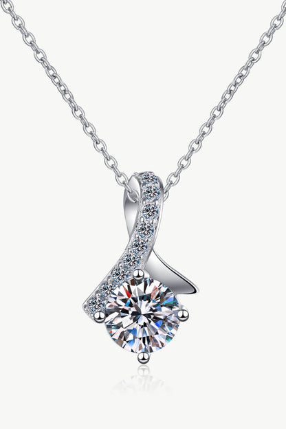 Collier pendentif moissanite unique et chic