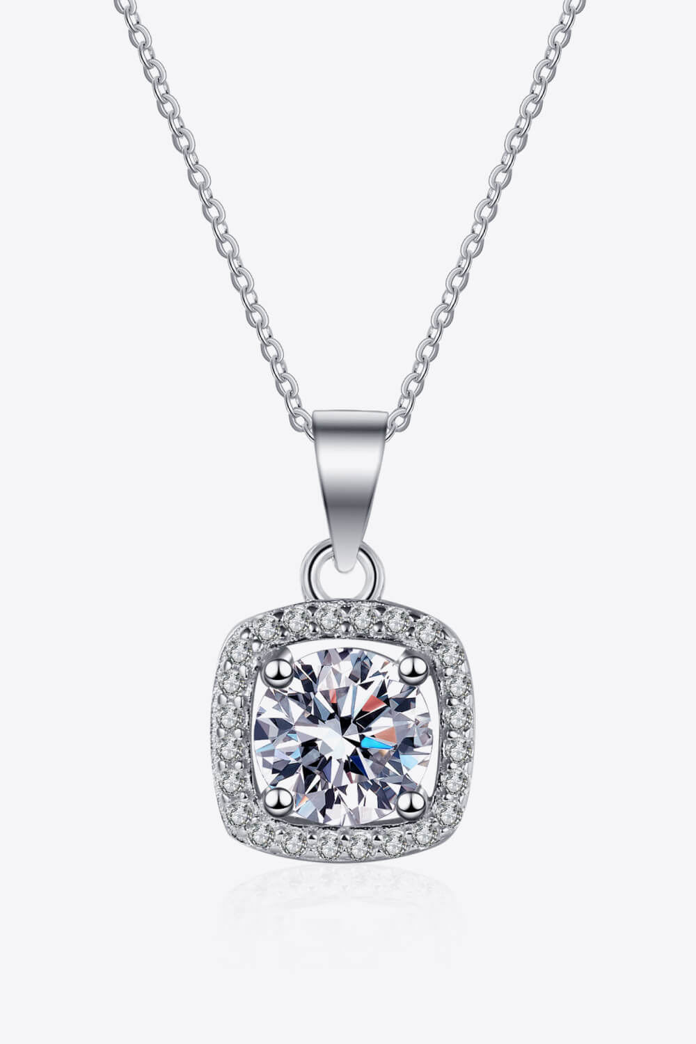 Collier chaîne à pendentif carré Moissanite