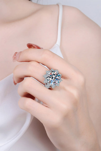 Bague en forme de fleur moissanite 10 carats