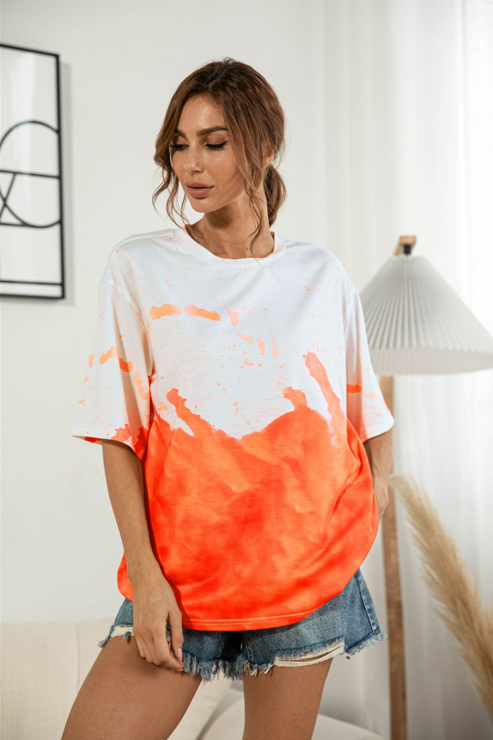 Camiseta con cuello redondo y efecto tie-dye